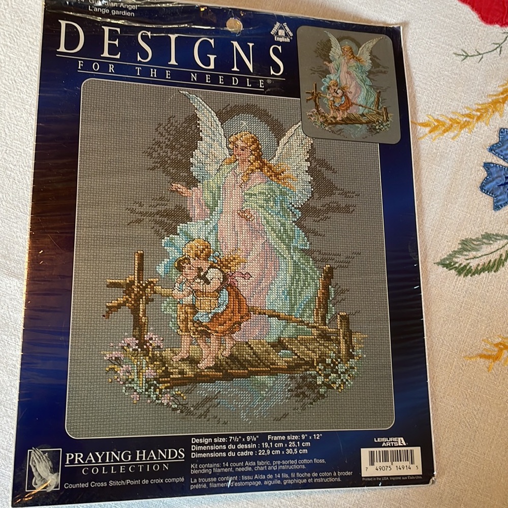 114914 Guardian Angel, Designs for the Needle cross stitch kit, 6" hoop included